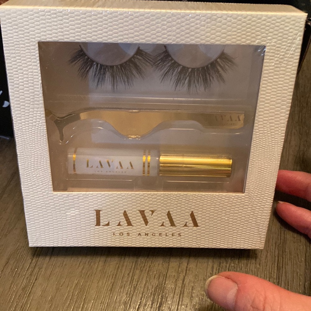 LAVAA Los Angeles Flirty Lash Set